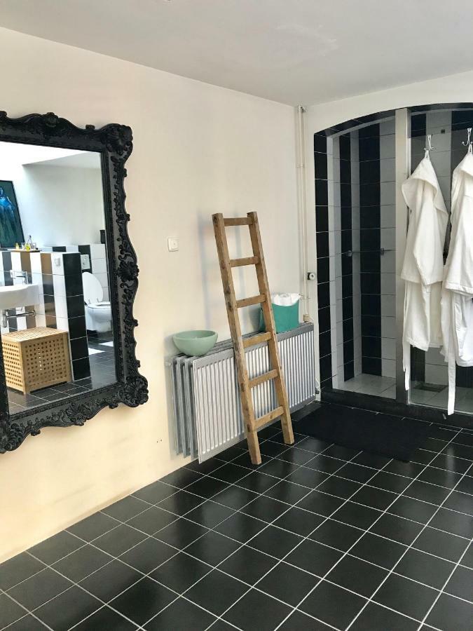 Guesthouse Uit De Kunst 陆瓦尔登 外观 照片